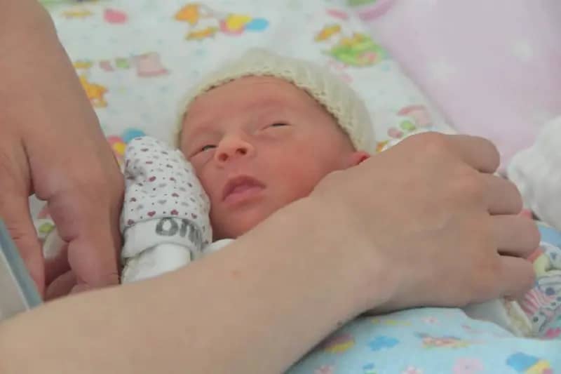 В Челябинске в День города родились 18 детей