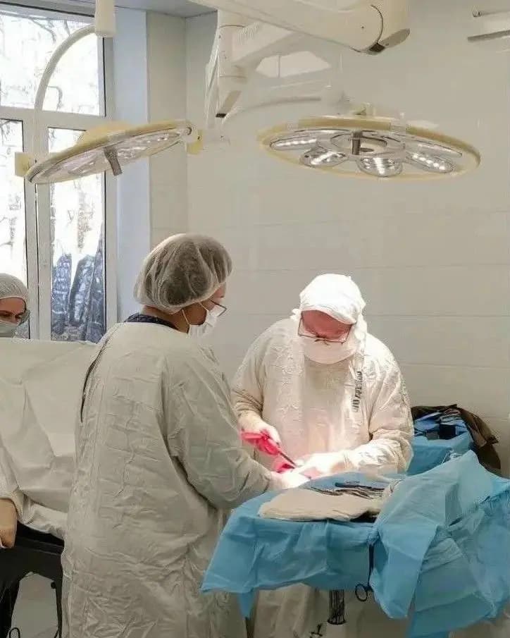 Врачи Златоуста спасли 100-летнюю пациентку с кишечной непроходимостью