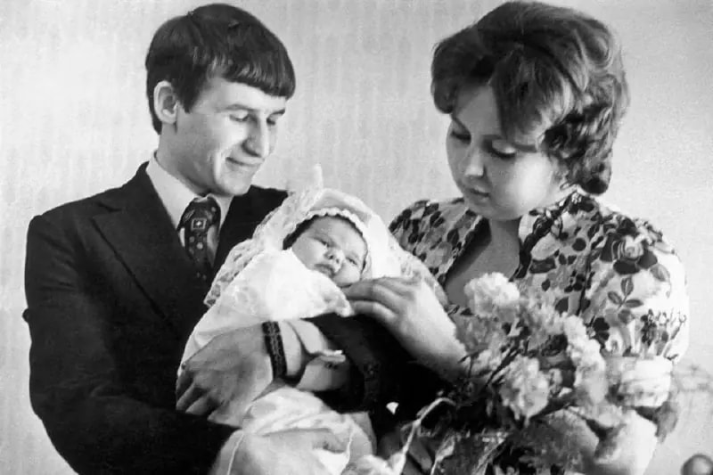 Первые миллионные жители Челябинска отмечают 50-летний юбилей