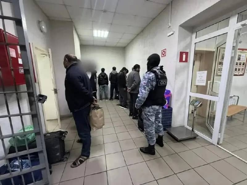 Из Челябинской области выслали 26 иностранцев