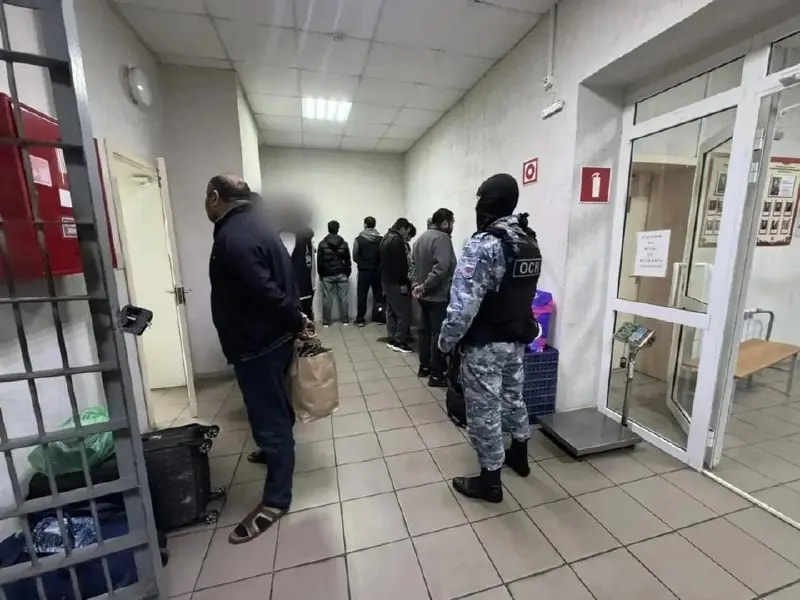 Из Челябинской области выслали 26 иностранцев