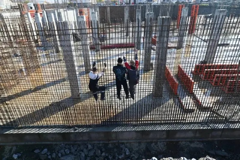 Текслер проверил строительство школы искусств в Сатке
