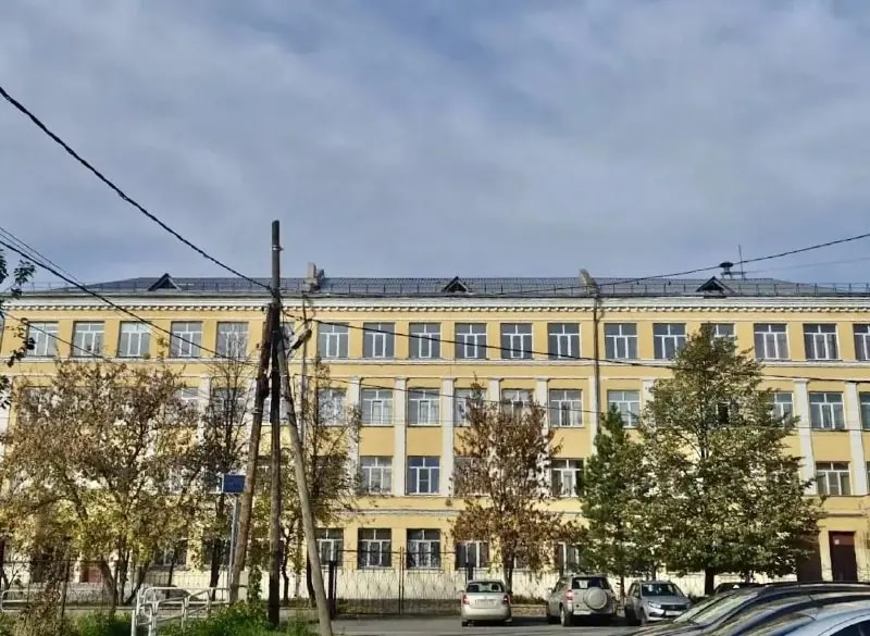 Прокуратура заставила подрядчика доделать крышу школы в Челябинске