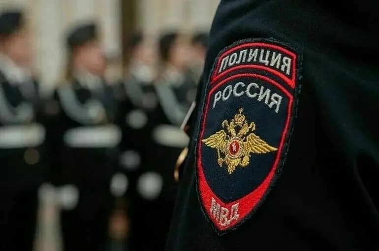 В селе Коелга вандалы повалили около 30 надгробий на кладбище