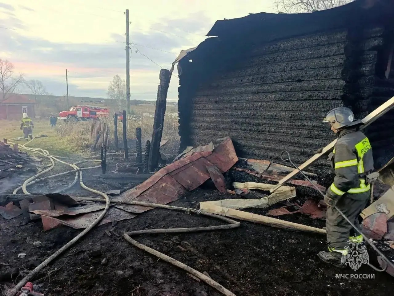 В селе Ерал при пожаре в частном доме погиб мужчина